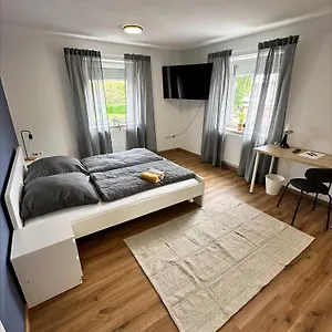 Doppelzimmer 1 - Neu Renoviert Apartment